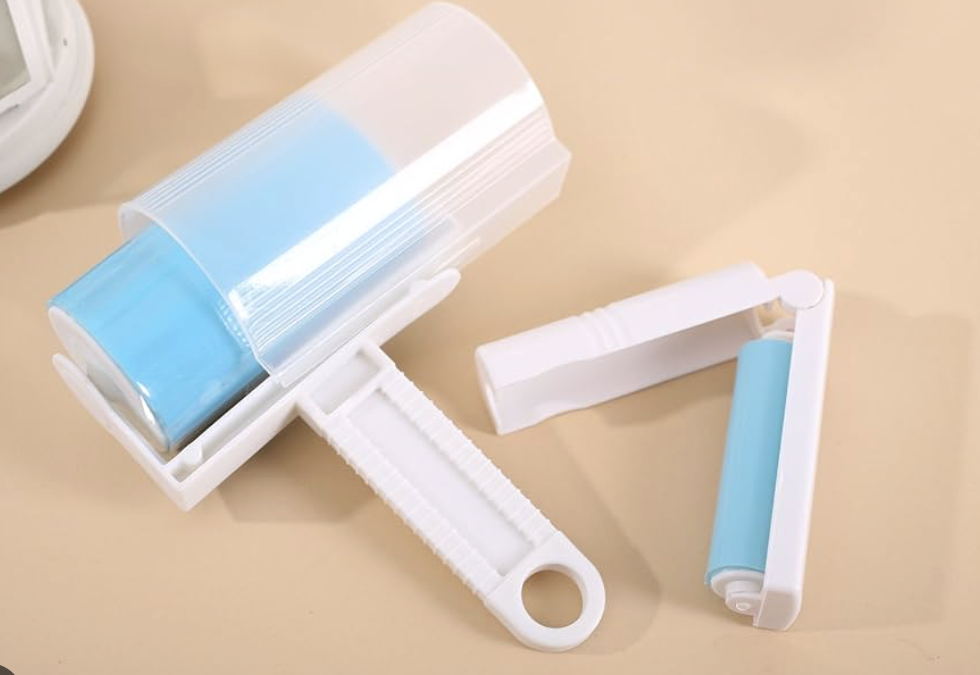 1 Best Cleaning Tools for Cat Owners